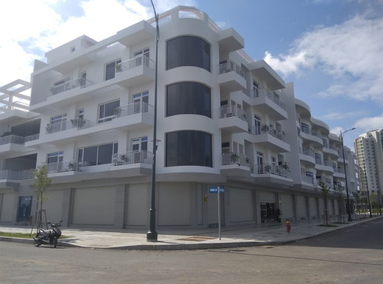 VINHOMES GRAND PARK QUẬN 9 LÀ CÁI “BẪY GẤU” CHO NHỮNG KHÁCH YÊU MÀU HỒNG!