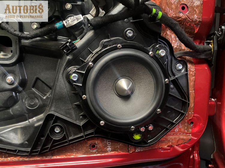 Độ âm thanh cho xe Mazda CX8 - Cách âm cho xe oto Mazda CX8-18.jpg