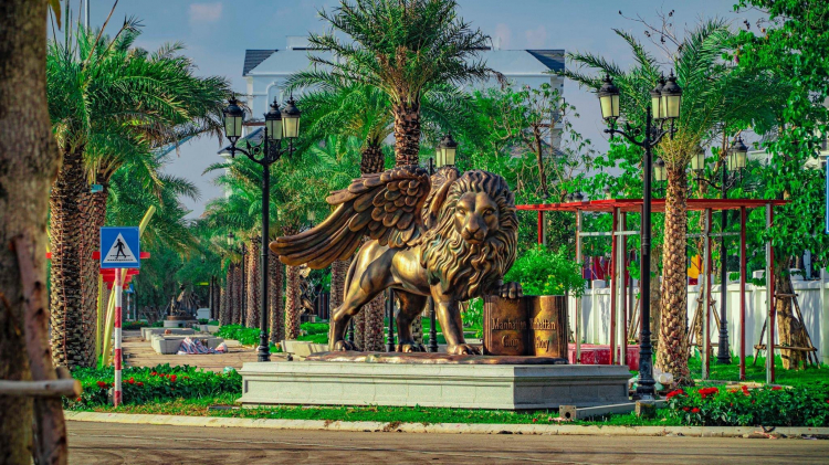 VINHOMES GRAND PARK QUẬN 9 LÀ CÁI “BẪY GẤU” CHO NHỮNG KHÁCH YÊU MÀU HỒNG! VINHOMES GRAND PARK QUẬN 9 LÀ CÁI “BẪY GẤU” CHO NHỮNG KHÁCH YÊU MÀU HỒNG!