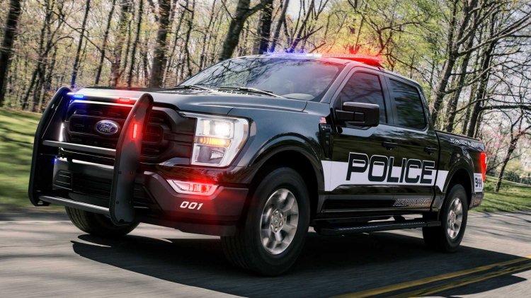 2021-ford-f-150-police-responder-front-view (1).jpg