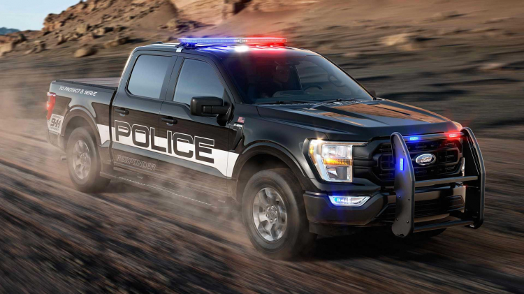 2021-ford-f-150-police-responder-front-view.jpg