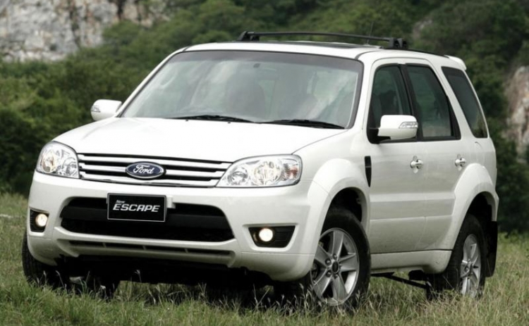 otosaigon.com-ford-escape-1.jpg