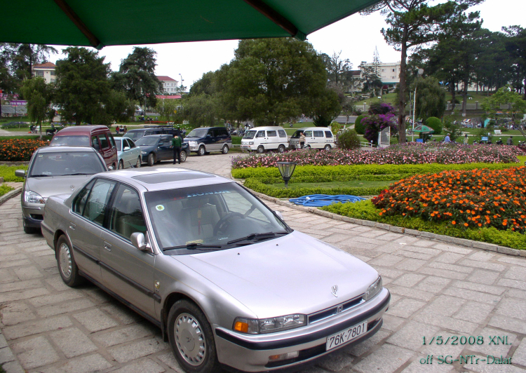 P1010030_doan xe XNL off tai Dalat-cafe Thuy Ta 02-05-08.JPG