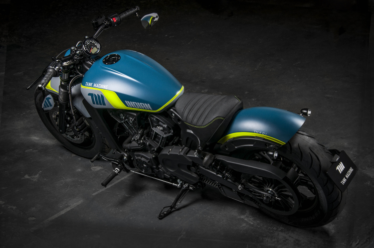 Indian và Tank Machine trình làng Scout Bobber Sixty Neon bản giới hạn