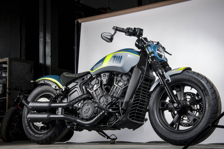 Indian và Tank Machine trình làng Scout Bobber Sixty Neon bản giới hạn