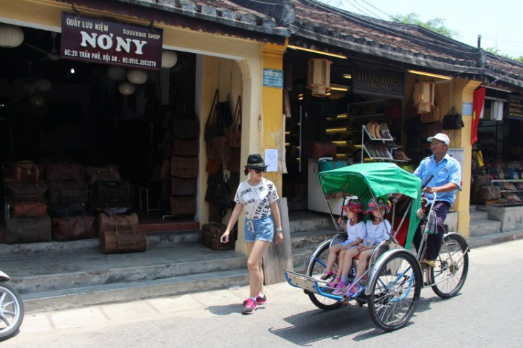 Hình ảnh hành trình GMFC xuyên nửa Việt: Sài Gòn - Đà Nẵng  nhân 40 năm ngày giải phóng (30/4/2015)