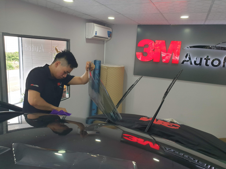 dán phim cách nhiệt 3m.jpg dán phim cách nhiệt 3m.jpg