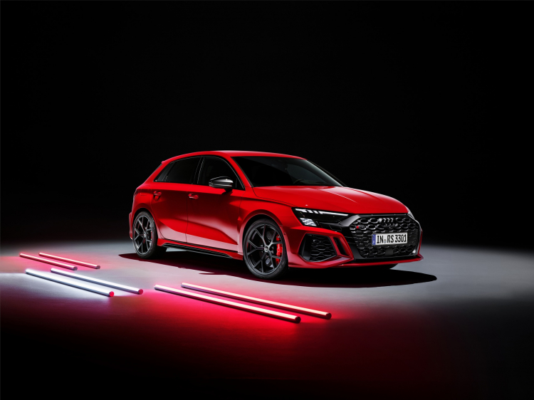 2022-Audi-RS3-Sportback-1.jpg