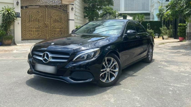 Có nên mua xe Mercedes C200 đời 2016 - 2017 đã qua sử dụng?