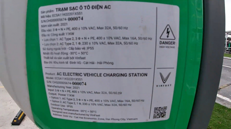 Thông tin trên một trạm sạc VinFast đang xây dựng Thông tin trên một trạm sạc VinFast đang xây dựng