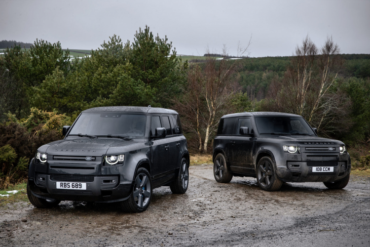 Land-Rover-Defender-V8-18.jpg Land-Rover-Defender-V8-18.jpg