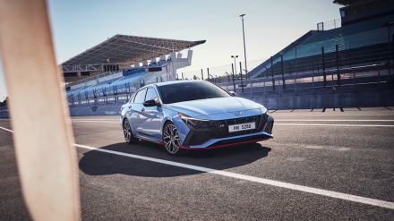 2022-Hyundai-Elantra-N-i30-011.jpg