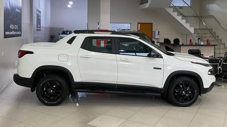 OS_FIAT -2.jpg OS_FIAT -2.jpg