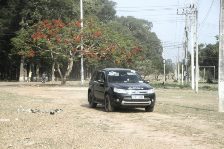 {FFC Challenger 2015}: CARAVAN VIỆT NAM - LÀO MỪNG NGÀY GIẢI PHÓNG 30/04/2015.