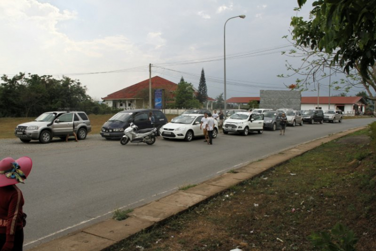 {FFC Challenger 2015}: CARAVAN VIỆT NAM - LÀO MỪNG NGÀY GIẢI PHÓNG 30/04/2015.