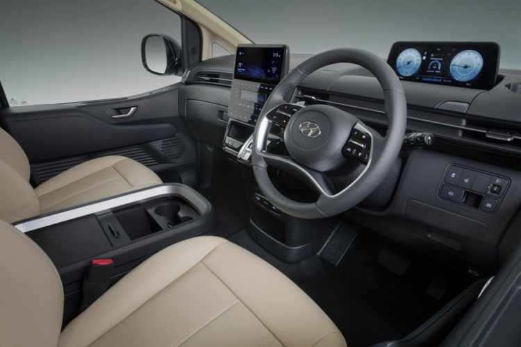 Hyundai Staria báo giá từ 822 triệu đồng tại Úc: Nhiều tùy chọn và trang bị an toàn