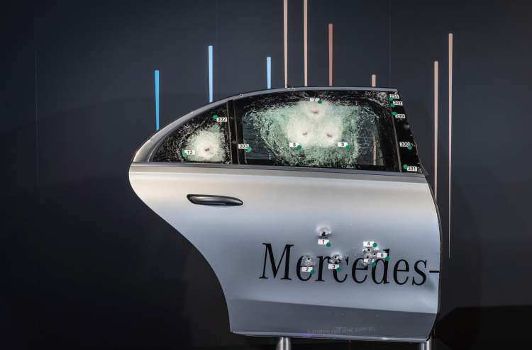Mercedes-Benz S 680 Guard 4MATIC có thể chịu được sức công phá của đạn xuyên giáp