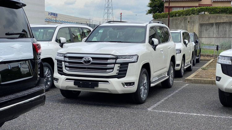 Đặt mua Toyota Land Cruiser mới, nhiều khách hàng sẽ phải chờ nhận xe vào năm 2022