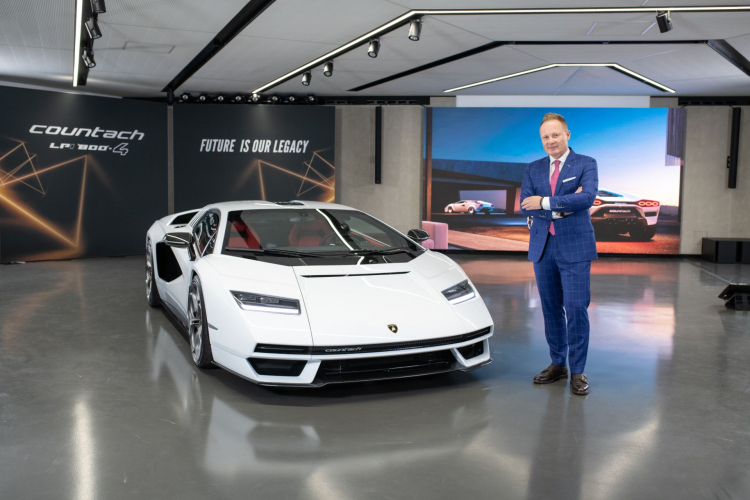 2022-Lamborghini-Countach-LPI-800-4-35.jpg