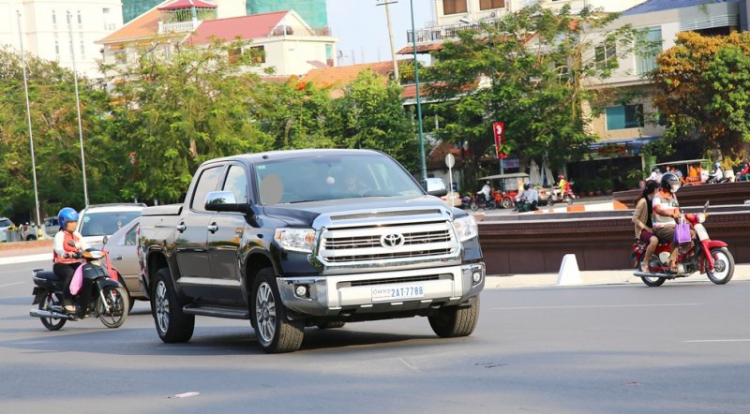 Sang Campuchia xem xe “xịn” chạy đầy đường (P.2)