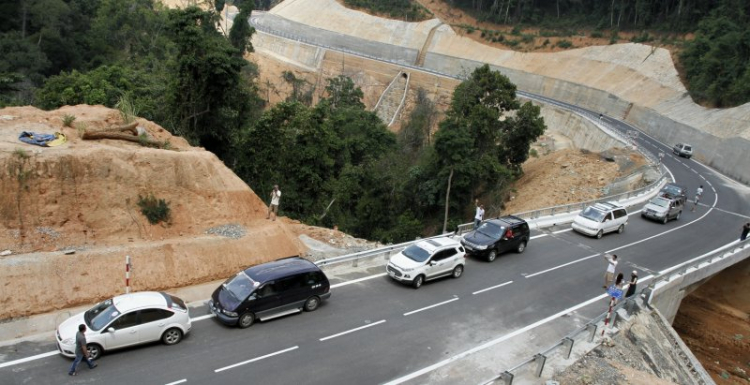 {FFC Challenger 2015}: CARAVAN VIỆT NAM - LÀO MỪNG NGÀY GIẢI PHÓNG 30/04/2015.