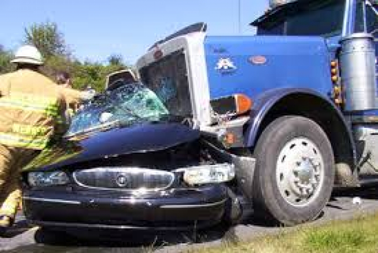 Camry chịu va đập ngang thế nào và chỉ số an toàn của Camry VN? Camry chịu va đập ngang thế nào và chỉ số an toàn của Camry VN?