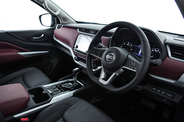 OS_NISSAN -19.jpg OS_NISSAN -19.jpg