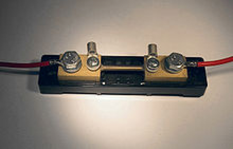 220px-Shuntresistor50A.jpg 220px-Shuntresistor50A.jpg