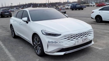 Kia K8.jpg