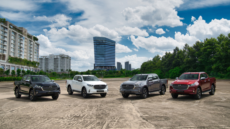 Mazda BT-50 2021 ra mắt tại Việt Nam: giá từ 659 – 849 triệu đồng, có đủ sức cạnh tranh Ford Ranger?