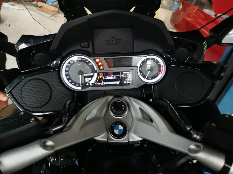 Honda SH 350i lắp ráp trong nước giảm giá 1 nửa Honda SH 350i lắp ráp trong nước giảm giá 1 nửa