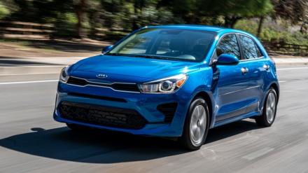 2021-Kia-Rio10.jpg