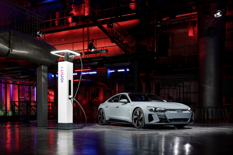 2022-Audi-e-tron-GT-57.jpg