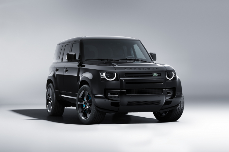 2021-Land-Rover-Defender-V8-Bond-Edition-4.jpg