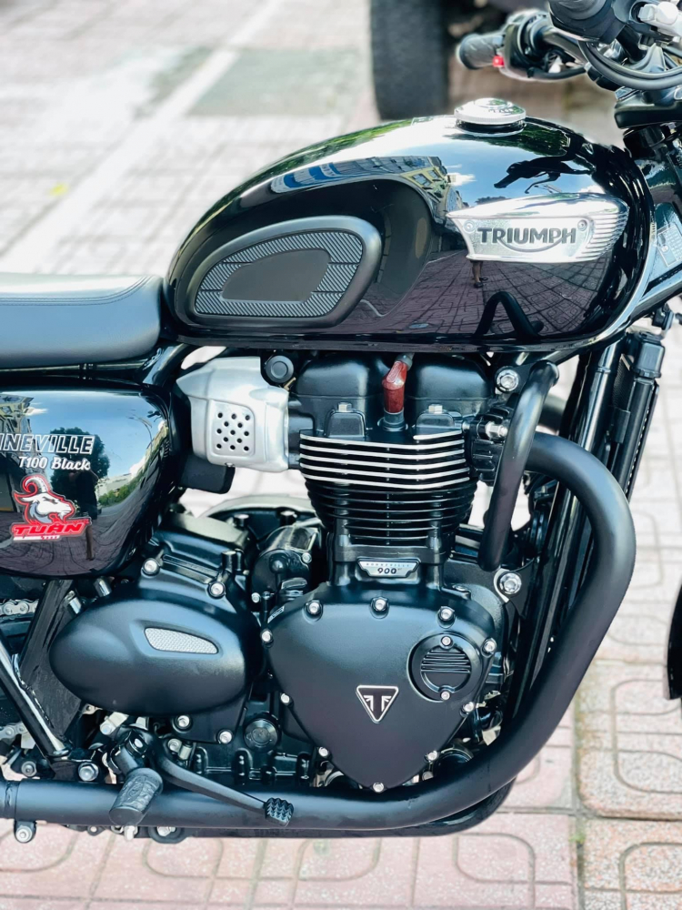 Triumph Bonneville T100 Black 2019 Xe Mới Triumph Bonneville T100 Black 2019 Xe Mới