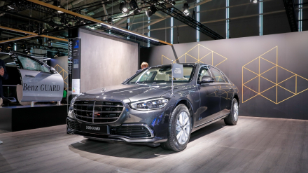 Mercedes-Benz-S-680-Guard-1.jpg