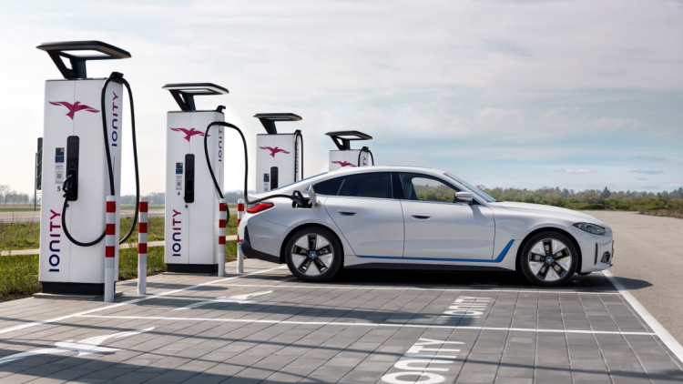 BMW đã đặt hàng hơn 24 tỷ USD tế bào pin, đảm bảo nguồn cung cho xe điện tương lai