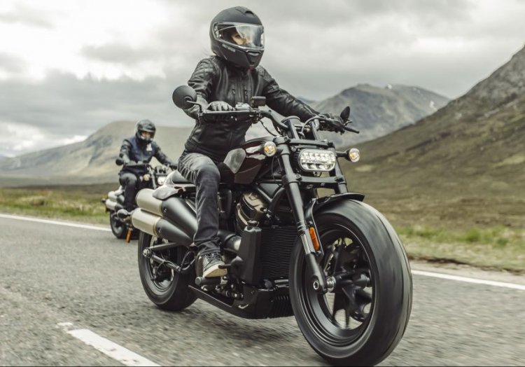 Harley-Davidson Sportster S 2021 bất ngờ lộ ảnh tại Việt Nam, sắp ra mắt?