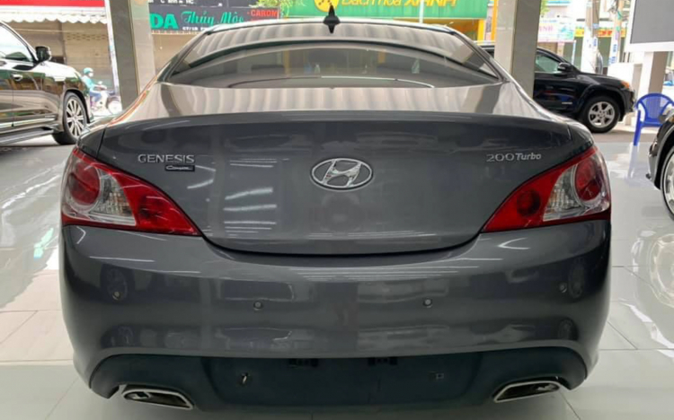 Hyundai Genesis Coupe đời 2010 rao bán giá 777 triệu: Người rao khẳng định mới 100%, “trùm mền” 10 năm không lăn bánh