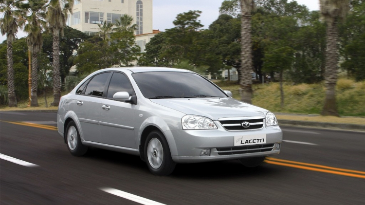 Daewoo-Lacetti-2007.jpg