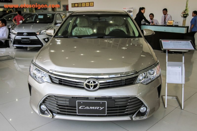 Toyota Camry 2015 đạt 274 xe, trở lại vị trí dẫn đầu