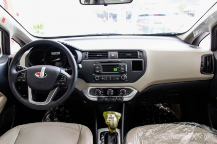 kia-rio-2015-5282_899.jpg