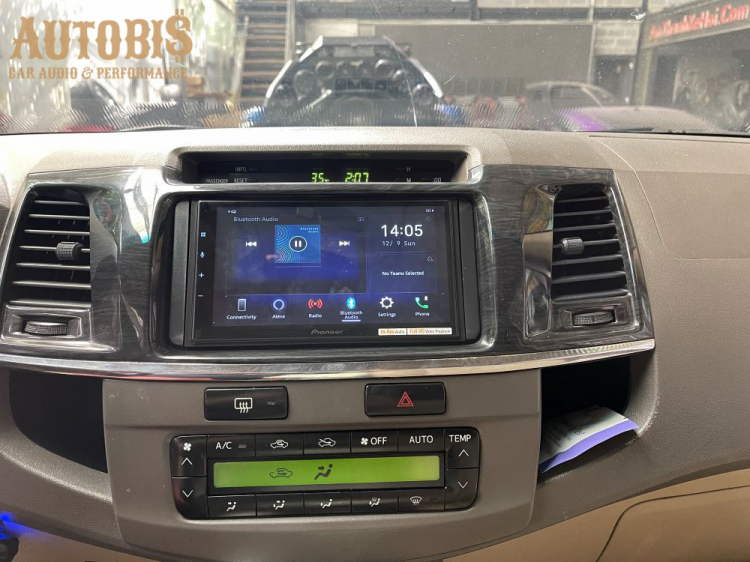 Toyota Fortuner nâng cấp hệ thống âm thanh cao cấp như thế nào?