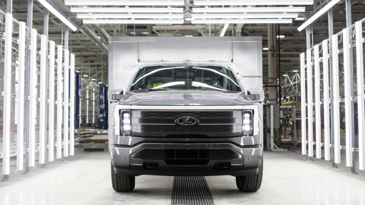 2022-Ford-F-150-Lightning-preproduction-4.jpg 2022-Ford-F-150-Lightning-preproduction-4.jpg