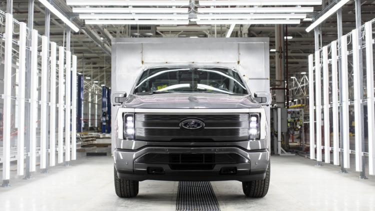 2022-Ford-F-150-Lightning-preproduction-4.jpg