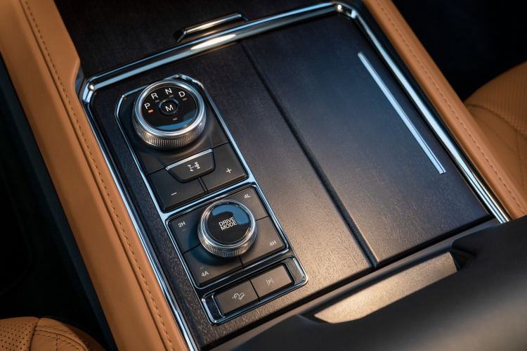 OS_FORD PLATINUM-12.jpg OS_FORD PLATINUM-12.jpg