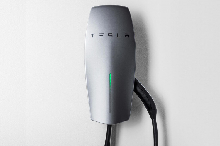 4552187_Xe_Tinhte_Sac_EV_Tesla_2.jpg 4552187_Xe_Tinhte_Sac_EV_Tesla_2.jpg