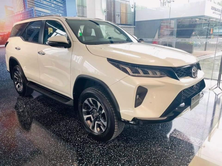 fortuner-legender.jpg fortuner-legender.jpg