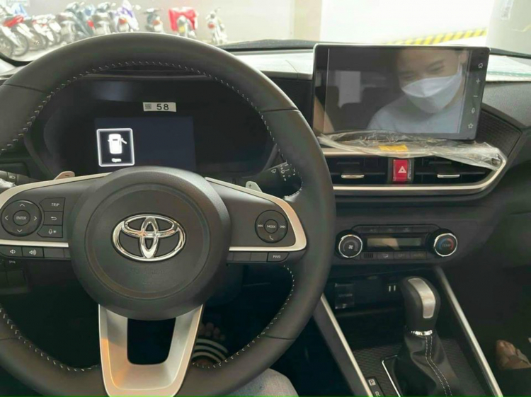nội thất Toyota Raize
