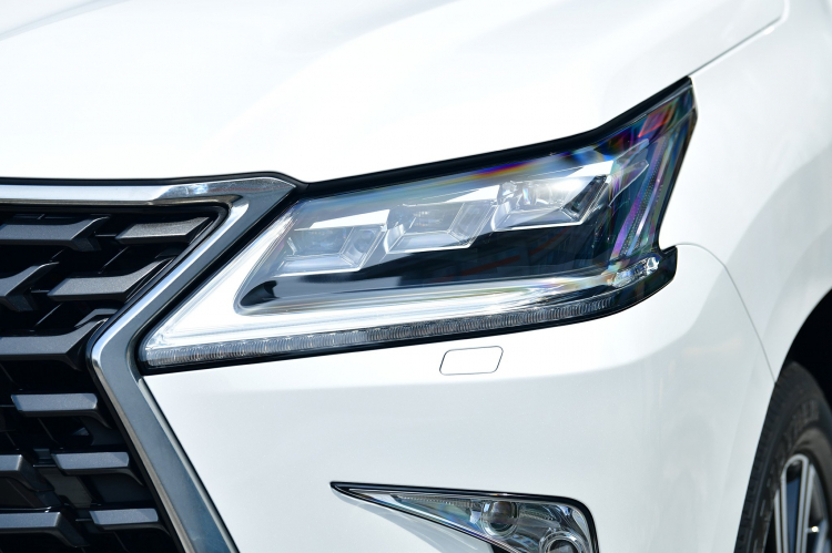 Lexus LX570 Super Sport MBS nhập khẩu mới, model 2021 Lexus LX570 Super Sport MBS nhập khẩu mới, model 2021